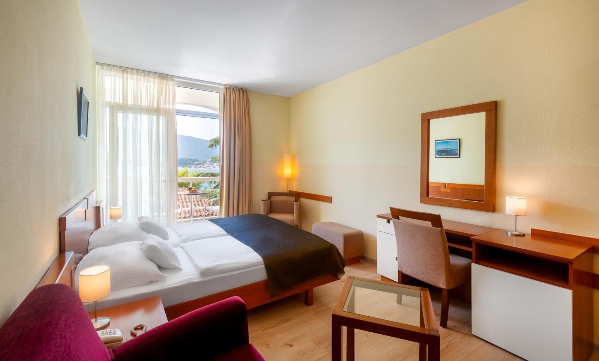 Hunguest Hotel Sun Resort Herceg Novi Ngoại thất bức ảnh