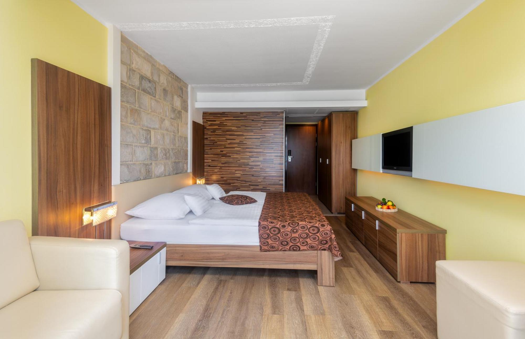 Hunguest Hotel Sun Resort Herceg Novi Ngoại thất bức ảnh